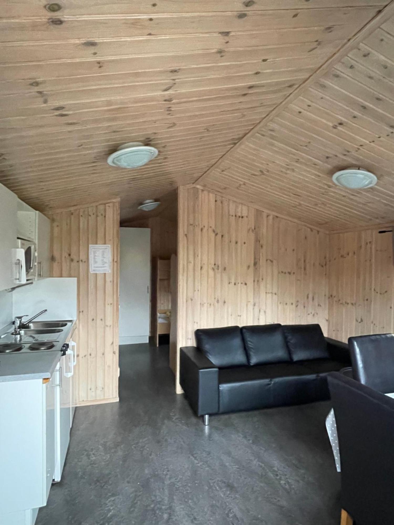 Skara Stads-Camping & Stugby Kültér fotó